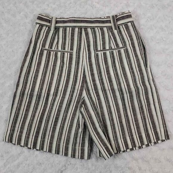 BCBGeneration High Waist Belted Shortie Size Extra Small NWT - Picture 2 of 10